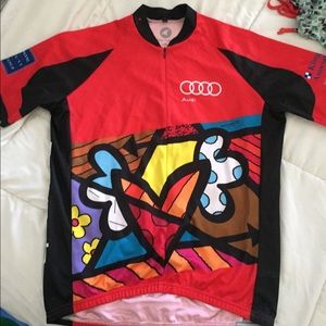 Women’s cycling shirt